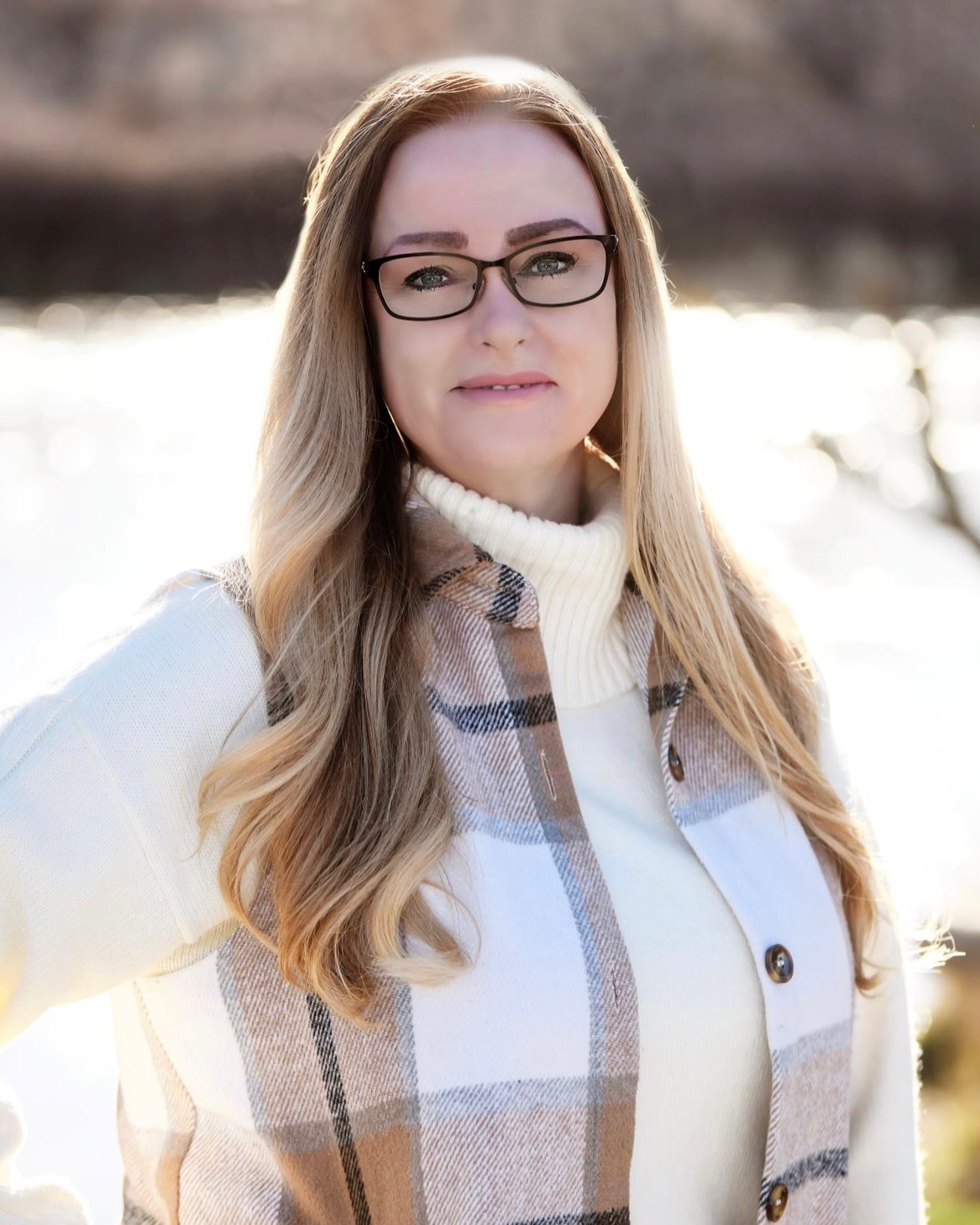 Keri Gibson Headshot